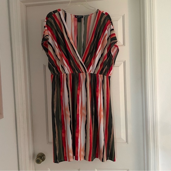 casual popover striped deep v-neck dress in size 3x - Picture 1 of 5